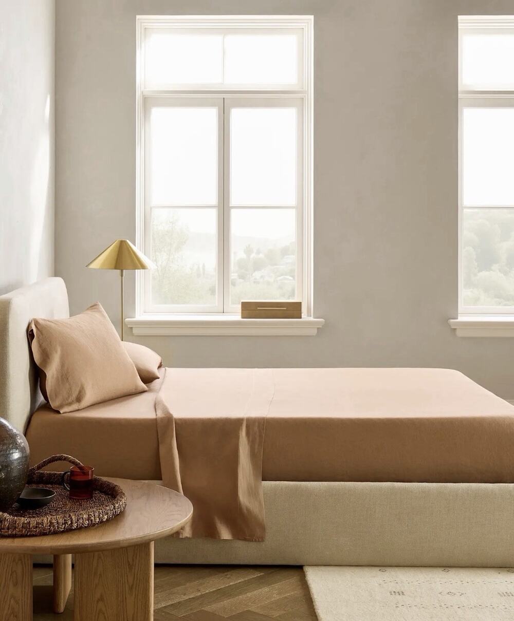 NEW Quince QUEEN European Linen Sheet Set 4 Pc LATTE $224